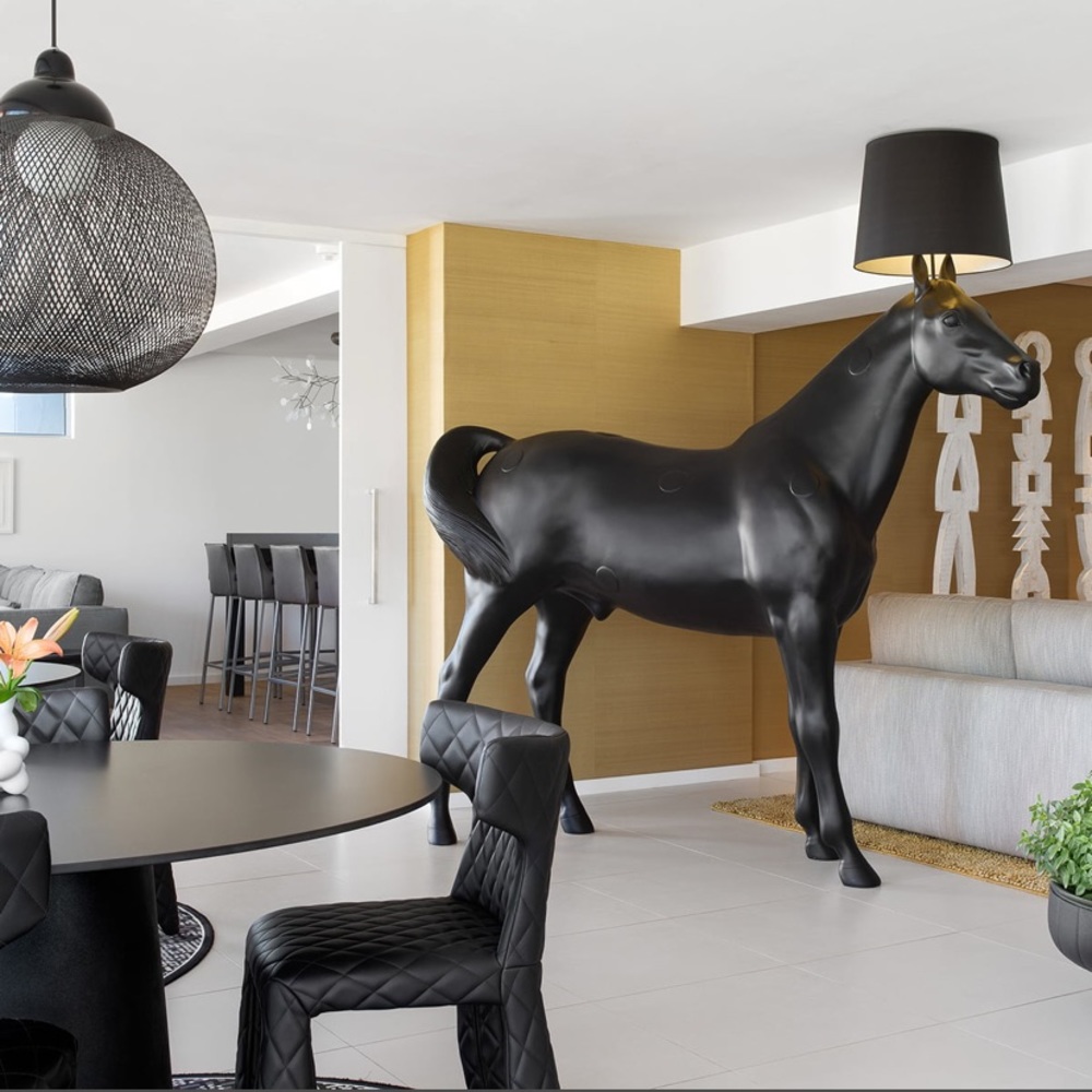 Moooi horse lamp